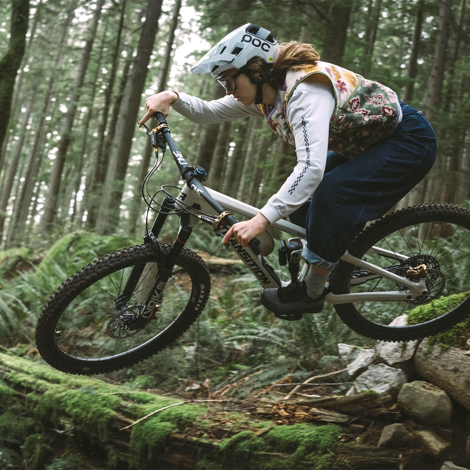 V2 Carbon Handlebar Bundle - Image 13