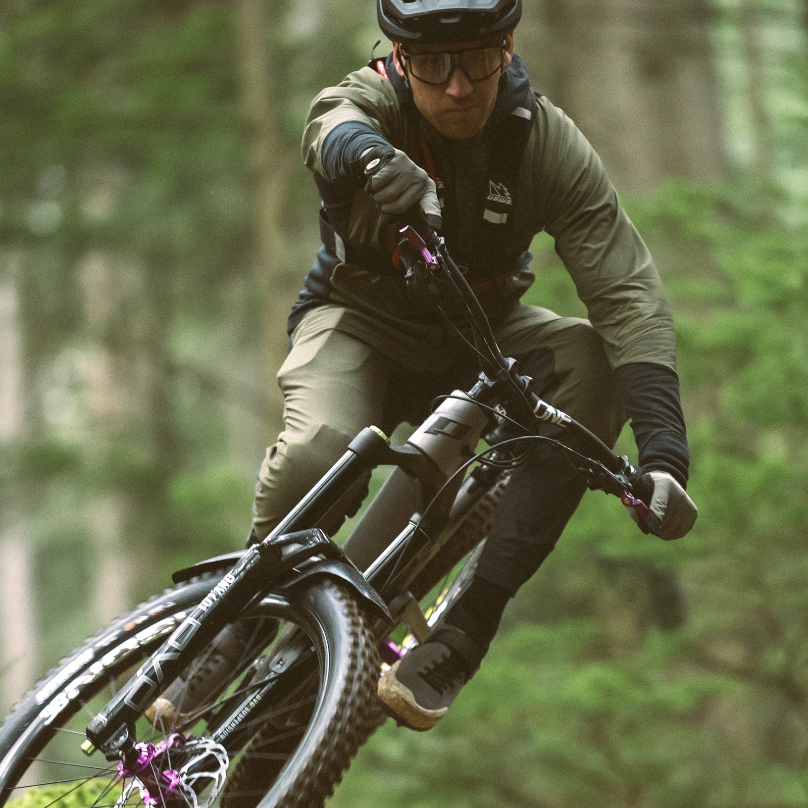 V2 Carbon Handlebar Bundle - Image 16