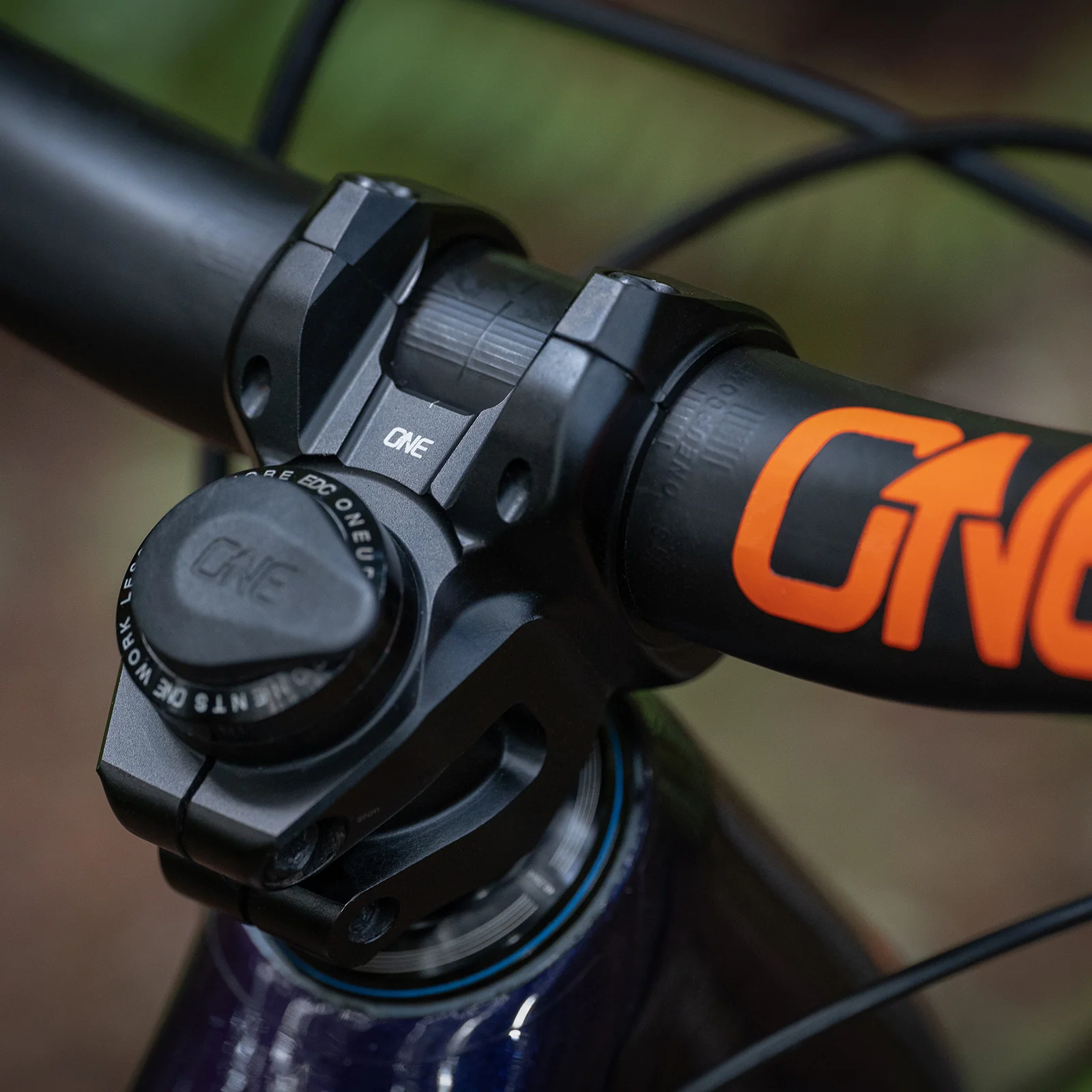 V2 Carbon Handlebar Bundle - Image 8